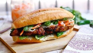 Bánh Mì Thịt Nướng